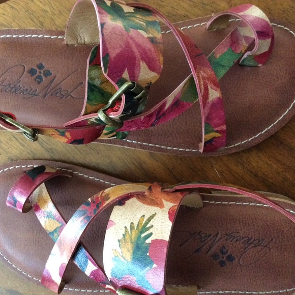 Ladies Patricia Nash sandals - Picture 1 of 2